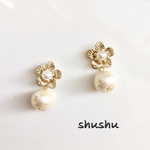 小ぶり／お花×コットンパール上品ピアス／イヤリング♡フォーマル