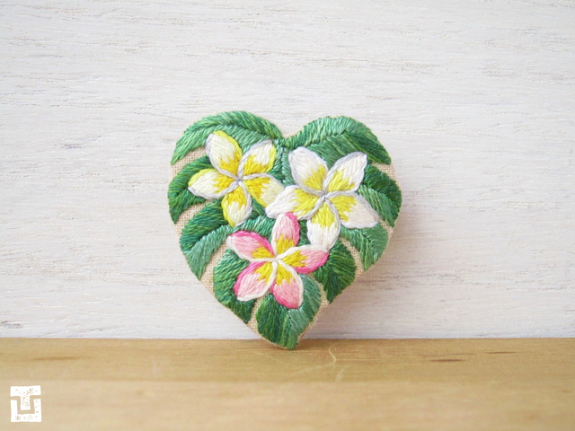 プルメリア ハワイ 刺繍 図案