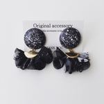 ブラックシフォンタッセルピアス
