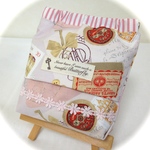 ティッシュも入るバネポーチ♡