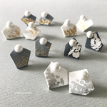 変形Pentagon×cotton pearlsピアス/イヤリング