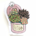 多肉寄せ植え刺繍ブローチ(チャーム変更可)