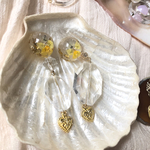 ビオラのアシンメトリーピアス