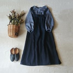 【再販4】受注制作 リネンタックエプロンワンピース　ペチコート付き　navy