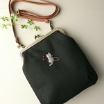 猫の刺繍 がま口ポシェット     