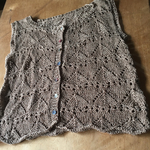 ベージュのベスト