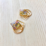 花と四角と丸のピアス