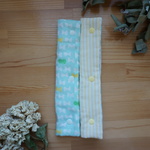 ベビーカーやチャイルドシート、ハイチェアのベルトに。りぼんちょうちょ×きいろのストライプ