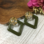 秋冬！ひし形カーキの大ぶりピアス・イヤリング♡