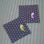 インコの刺繍付きコースター