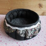 《送料込み》パフの小物入れ(black)