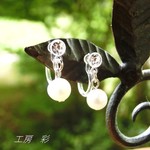 再販!!  小さな淡水パールとクリスタルビジューのノンホール樹脂ピアス