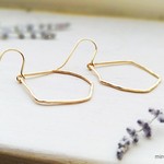 {14Kgf} シンプルドロップリングピアス