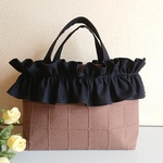 M☆フリルバッグ👜格子地模様入り♪ブラウン