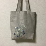 (送料無料)手刺繍のトートバッグ