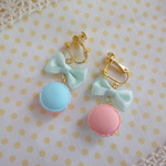 マカロンとリボンのイヤリング　ピンク×ブルー