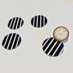 4個　アクリル　ストライプ ラウンド シェイプ チャーム　３５ｍｍ　