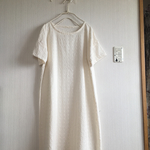 sale刺繍コットンローンのドロップショルダーワンピース