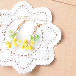 ミモザ風小枝ピアス