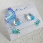蝶の涙。ピアス【ブルーグリーン】
