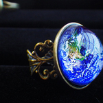 母なる地球 GAIA　ぷっくりリング　ゴシック調20mm
