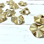 【6個】ウェーブ ゴールド アクリルパーツ  ピアス 素材