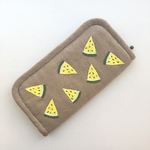 【再販】スイカの手刺繍財布 (黄)