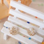 まるでピアス＊sweet little flowerマグネットピアス