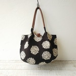 バルーンバッグ   黒のサークルリーフ  ショルダーバッグ