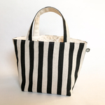持ち手付きお弁当袋  ストライプ   ブラック   保冷ランチポーチ   巾着