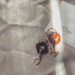 馬と馬蹄のアシンメトリーピアス／イヤリング