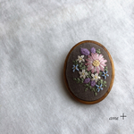 癒しの花 刺繍ブローチ（木枠）
