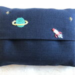 手刺繍こどもポケットティッシュケース《宇宙へ！！》