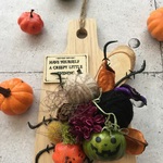 【再販】ハッピーハロウィン♪　カッティングボード　吊るしアレンジ　玄関リースにも★