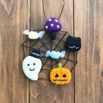 キノコブローチ付き🎃ハロウィン  オーナメント