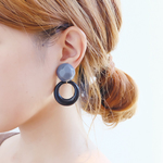 【 Emma-48 】ドイツヴィンテージグレーカボションとジャパンヴィンテージBKリングイヤリング・ピアス