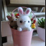 ＊2匹のうさちゃん　お花のバケツ＊