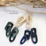 アクリルチェーンピアス