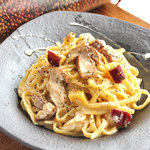 秋冬限定 【生パスタ麺＆ソース】 ポルチーニ茸と焼芋のクリームソース　１人前