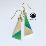 【受注生産】ウッドレジンピアス【青緑】