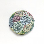 エケべリア寄せの刺繍ブローチ(チャーム変更可)