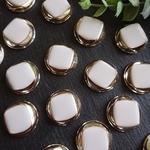 【4個】 レトロ ヴィンテージ 風 カボション 25mm