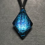 ≪Dichroic Diamond≫　ガラスのペンダント　ブルー&グリーン　Glass accessories  