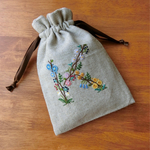 刺繍巾着ポーチ【Ｋ】