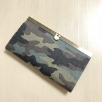 バンダナ柄の長財布