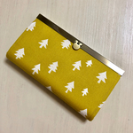 フレブル柄の長財布