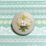 刺繍ブローチ＊花束〜イエロー