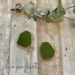 レトロカラーのチャーム【khaki】