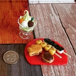 和スイーツセット ～抹茶パフェ&団子2種・たい焼き・どら焼きの４点盛り～ ミニチュアフード・フェイクスイーツ
