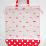 お着替え・体操着入れ・34×30ｃｍ／アンブレラ・赤に白水玉・レース付【ok31】